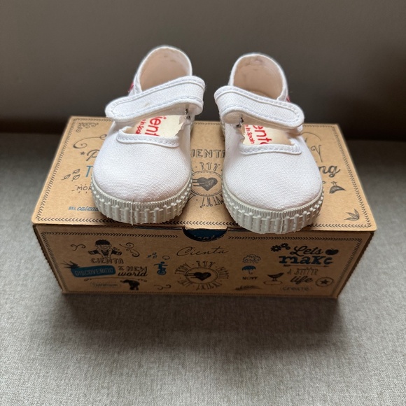 Cienta Toddler Mary Janes - Picture 1 of 7
